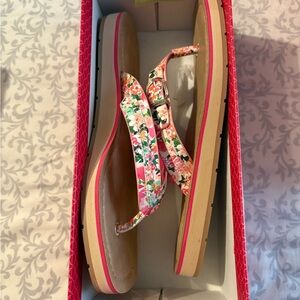 Kelly & Katie Briar pink floral Women's Sandal Flip Flop Slipper 8 1/2